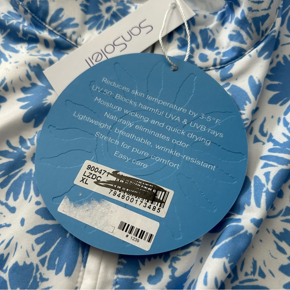 Floral Blue and White Women's Top - Picture 6 of 9